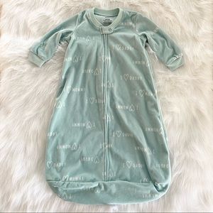 NWOT Carter’s Unisex Fleece Sleep Sack
